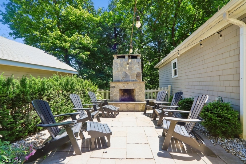 22 Oak Ridge Avenue Summit, NJ 07901 - Photo 37 of 38