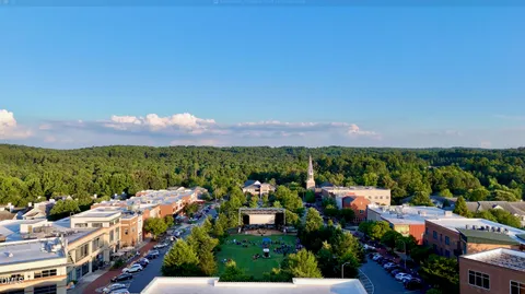 $1,350,000 | 108 Graylyn Drive, Chapel Hill, NC 27516