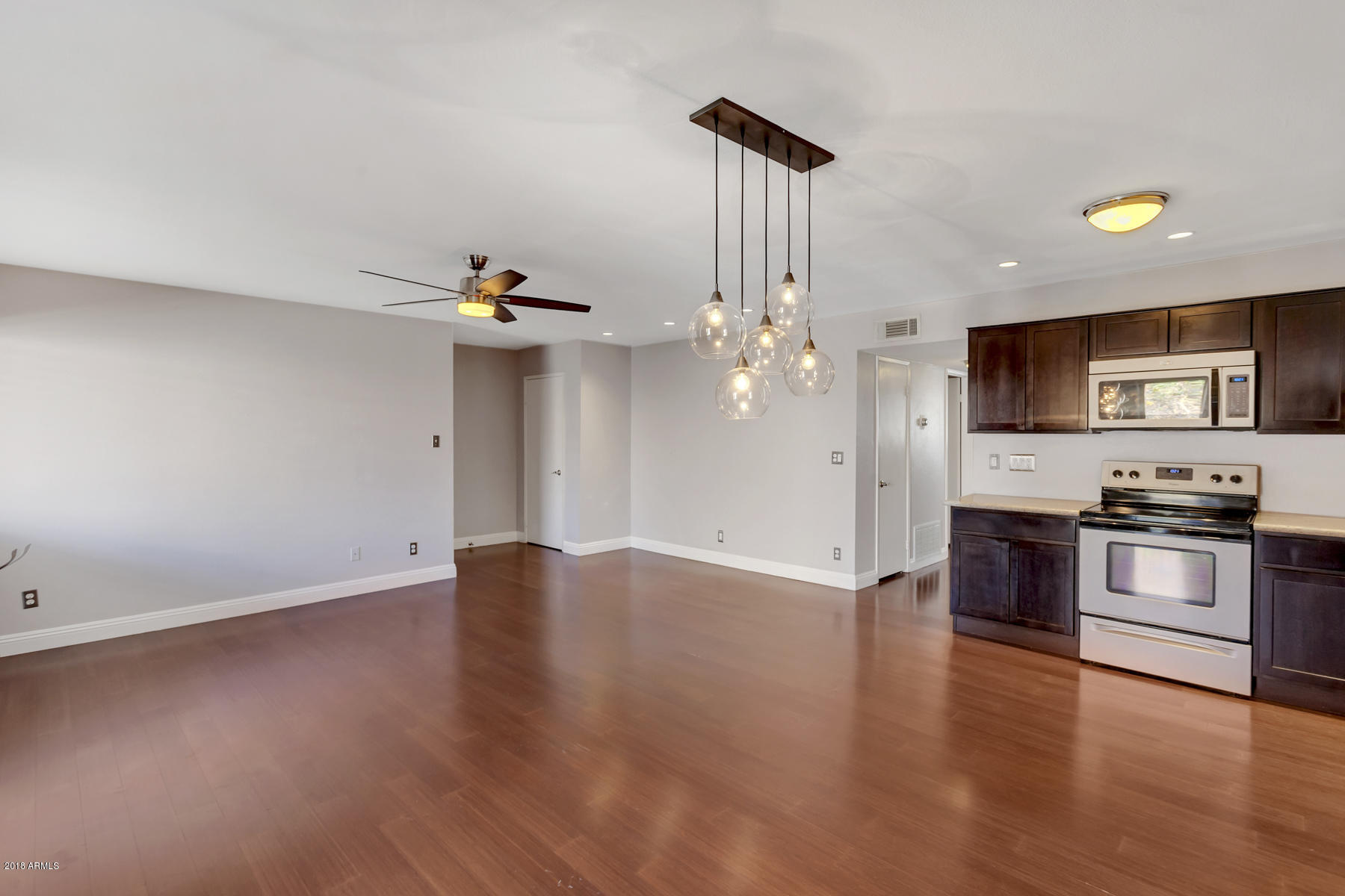 5525 East Thomas Road, Unit K12 Phoenix, AZ 85018 - Photo 3 of 15 (8)