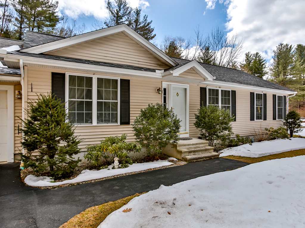 86 Intervale Road Wilton, NH 03086 - Photo 1 of 26