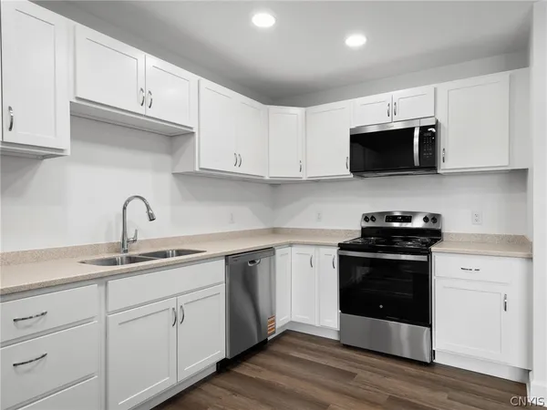 $1,200 | 36329 Apt 2 Nys Rt 180 La, La Fargeville, NY 13656