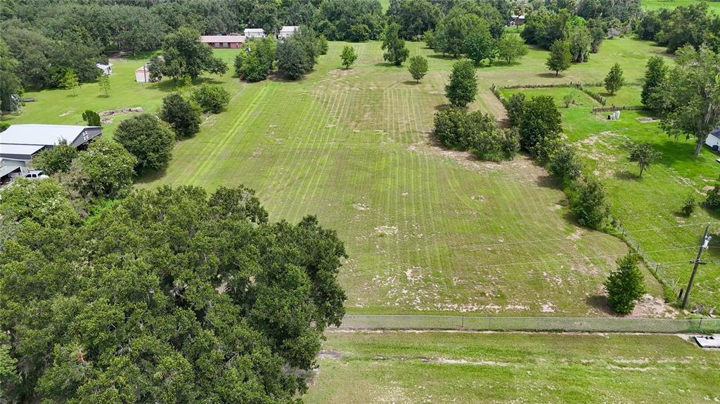 2452 Welcome Road Lithia, FL 33547 - Photo 23 of 61 Gallery Image 23
