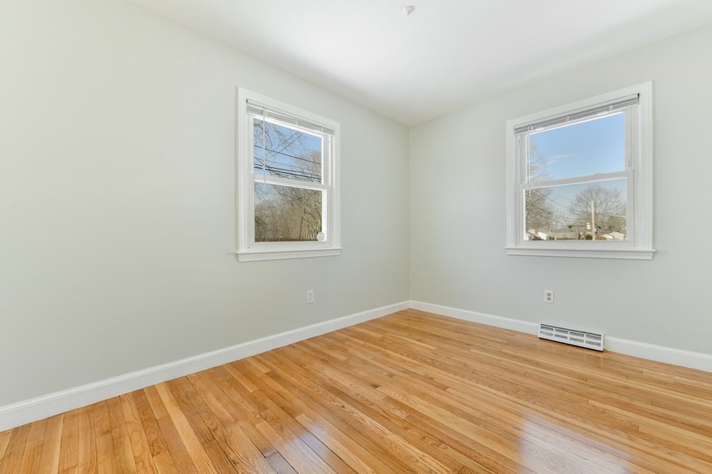 10 Indian Road Holbrook, MA 02343 - Photo 15 of 26