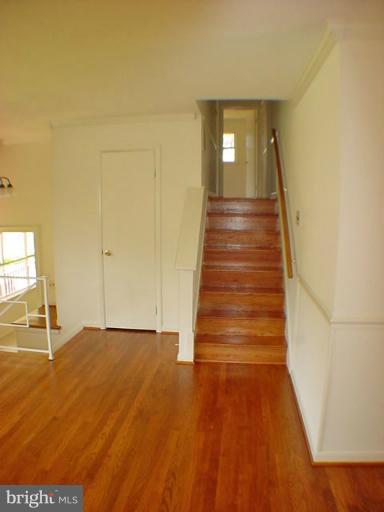 8819 Battery Road Alexandria, VA 22308 - Photo 6 of 18 Stairs to Upper Level