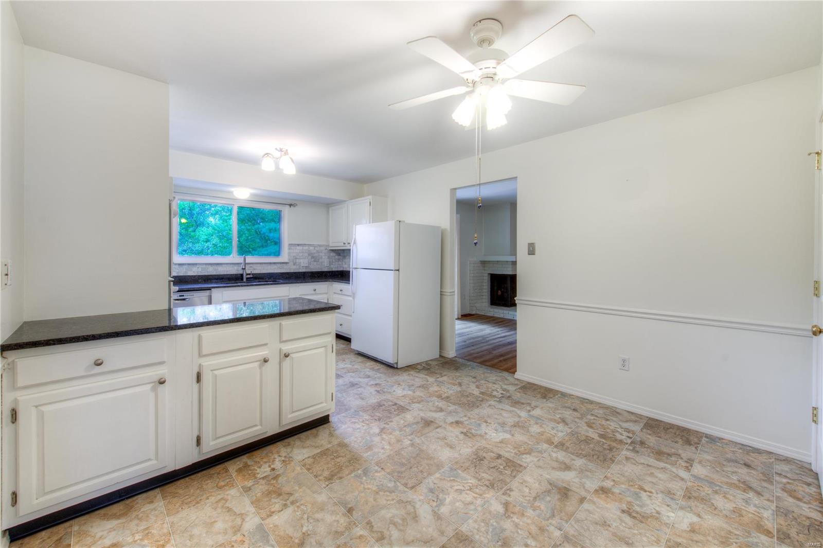 1175 Still House Creek Road Chesterfield, MO 63017 - Photo 7 of 21 Gallery Image 7