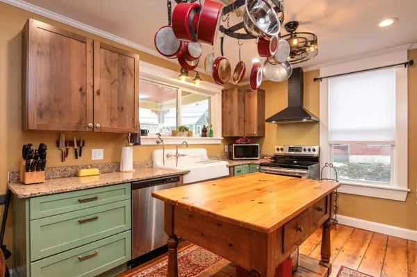 $390,000 | 663 Depot Street, Chester, VT 05143