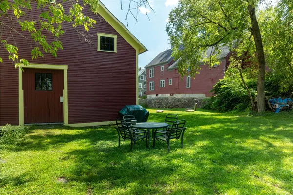 $390,000 | 663 Depot Street, Chester, VT 05143
