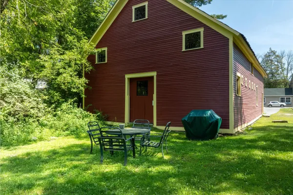 $390,000 | 663 Depot Street, Chester, VT 05143
