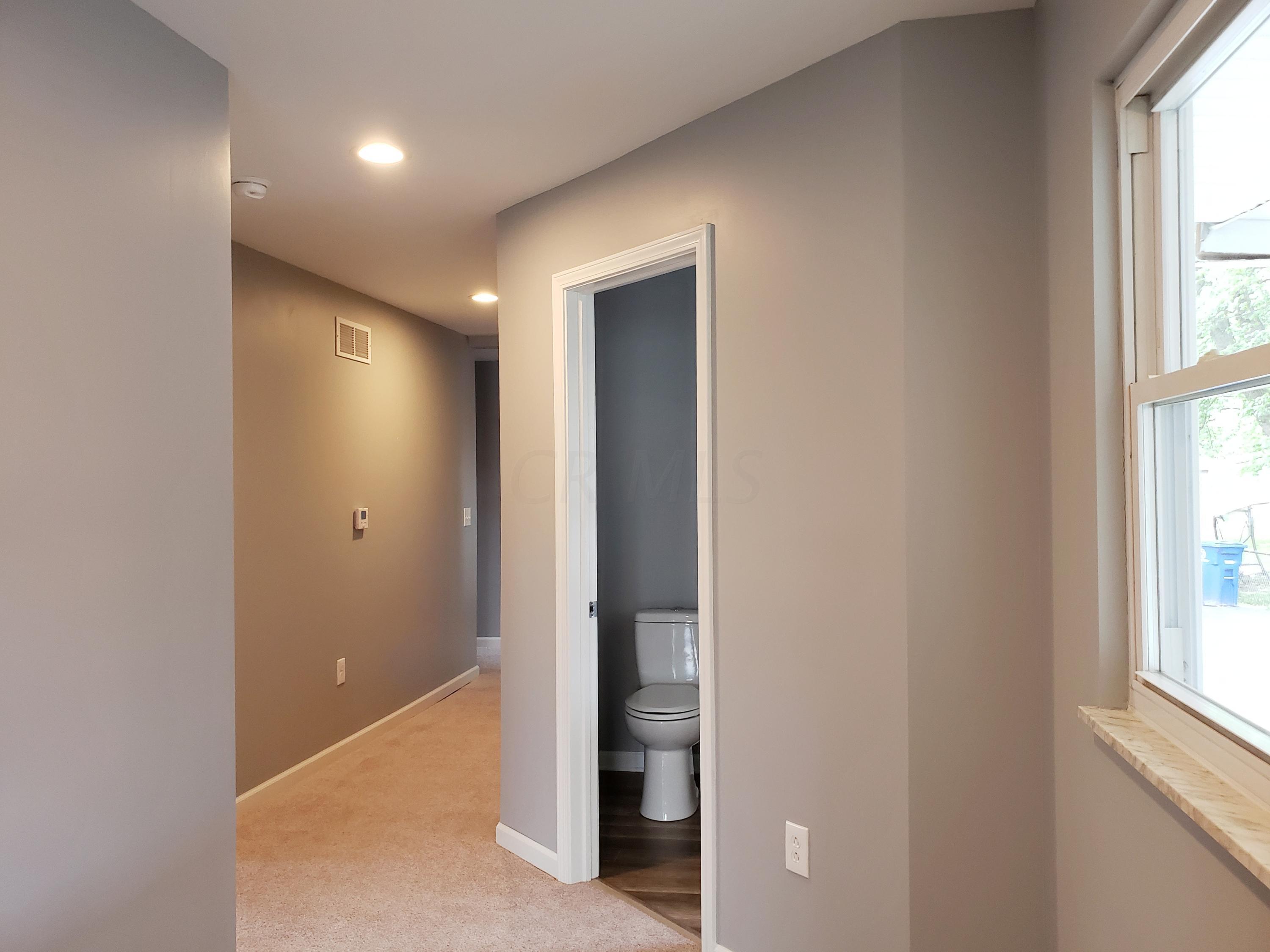 608 Colton Road Columbus, OH 43207 - Photo 24 of 47 Gallery Image 24