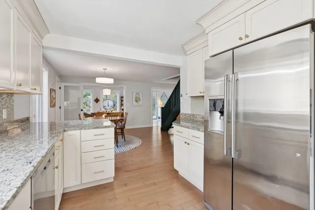 $849,000 | 15 Susan Lane, Falmouth, ME 04105