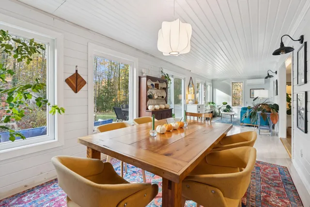 $849,000 | 15 Susan Lane, Falmouth, ME 04105