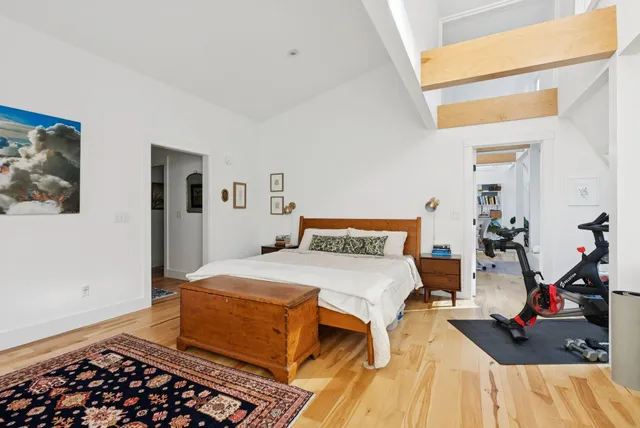 $849,000 | 15 Susan Lane, Falmouth, ME 04105