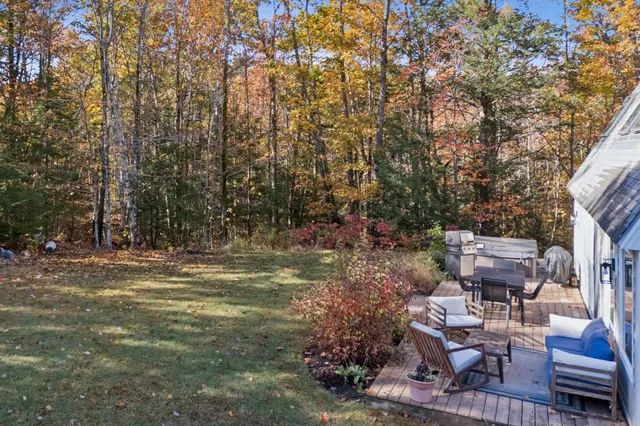 $849,000 | 15 Susan Lane, Falmouth, ME 04105