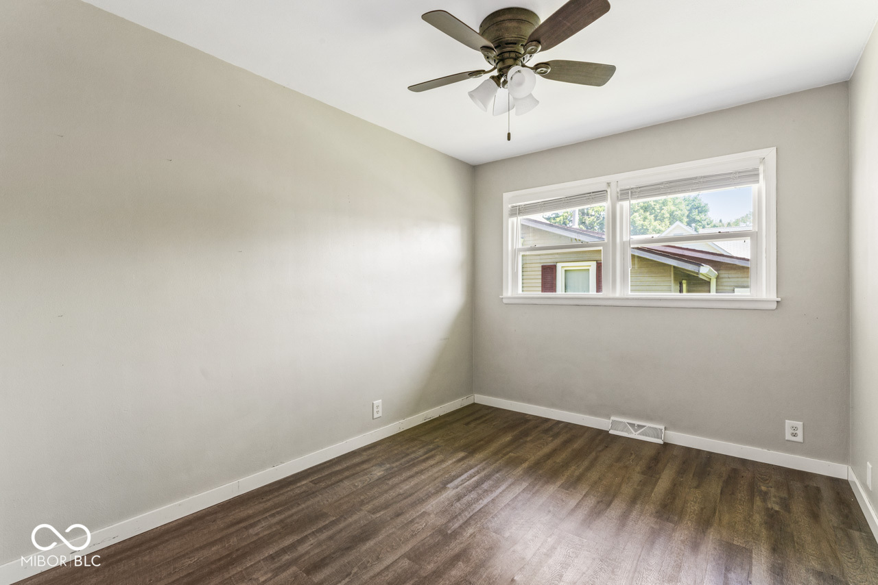 219 West Taylor Street Pendleton, IN 46064 - Photo 20 of 35