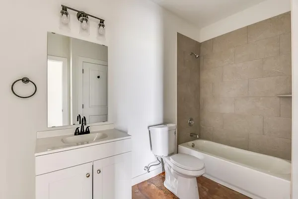 $1,750 | 1020 Burnett Boulevard, Unit B, Alvarado, TX 76009