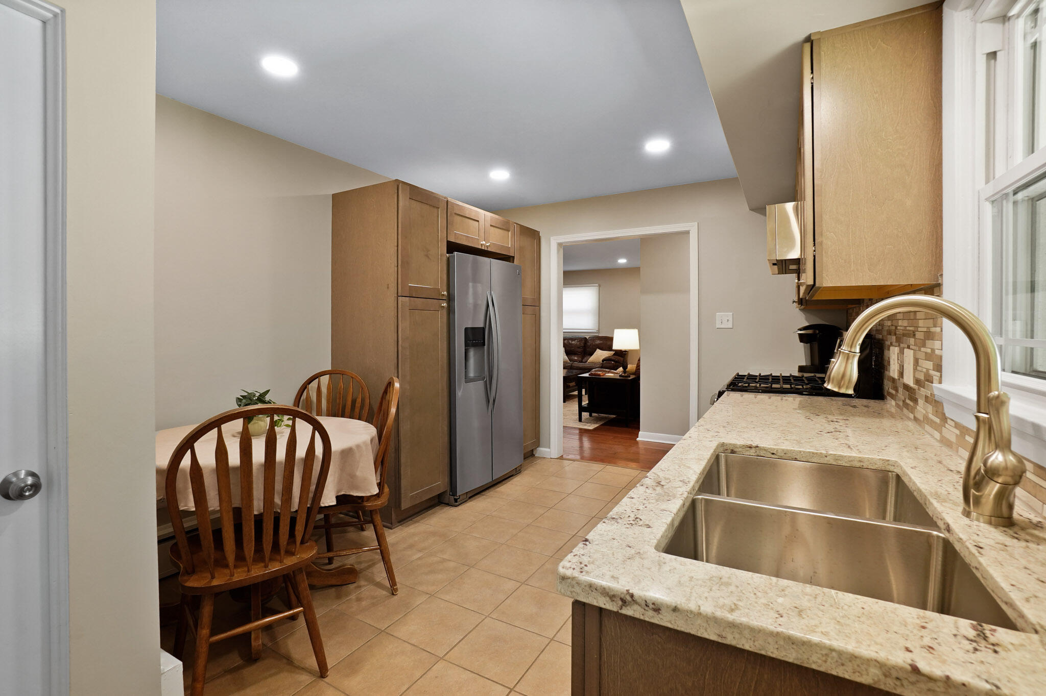 744 South Court Street Crown Point, IN 46307 - Photo 13 of 31 2048x1364