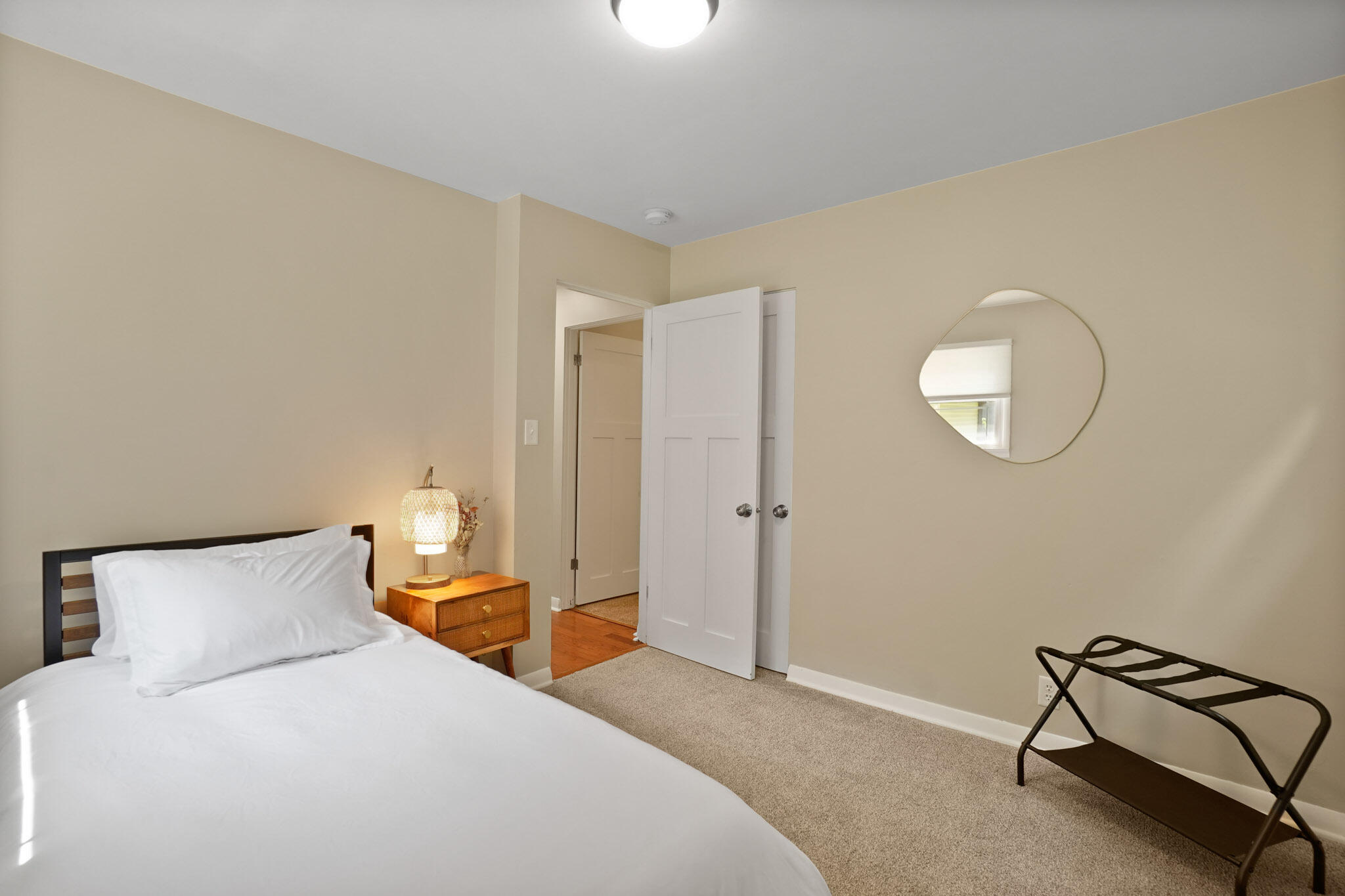 744 South Court Street Crown Point, IN 46307 - Photo 16 of 31 2048x1365