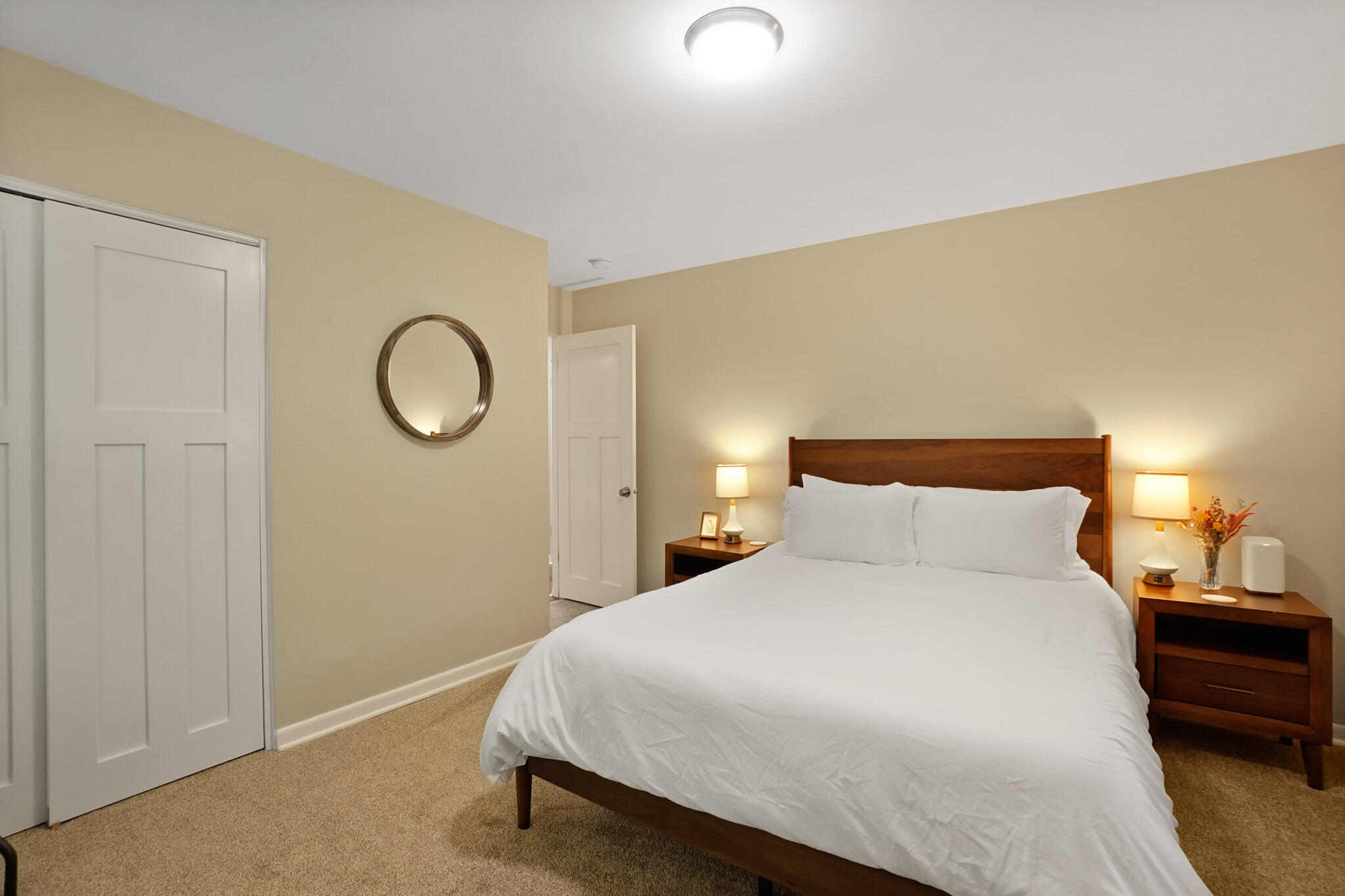 744 South Court Street Crown Point, IN 46307 - Photo 17 of 31 2048x1365