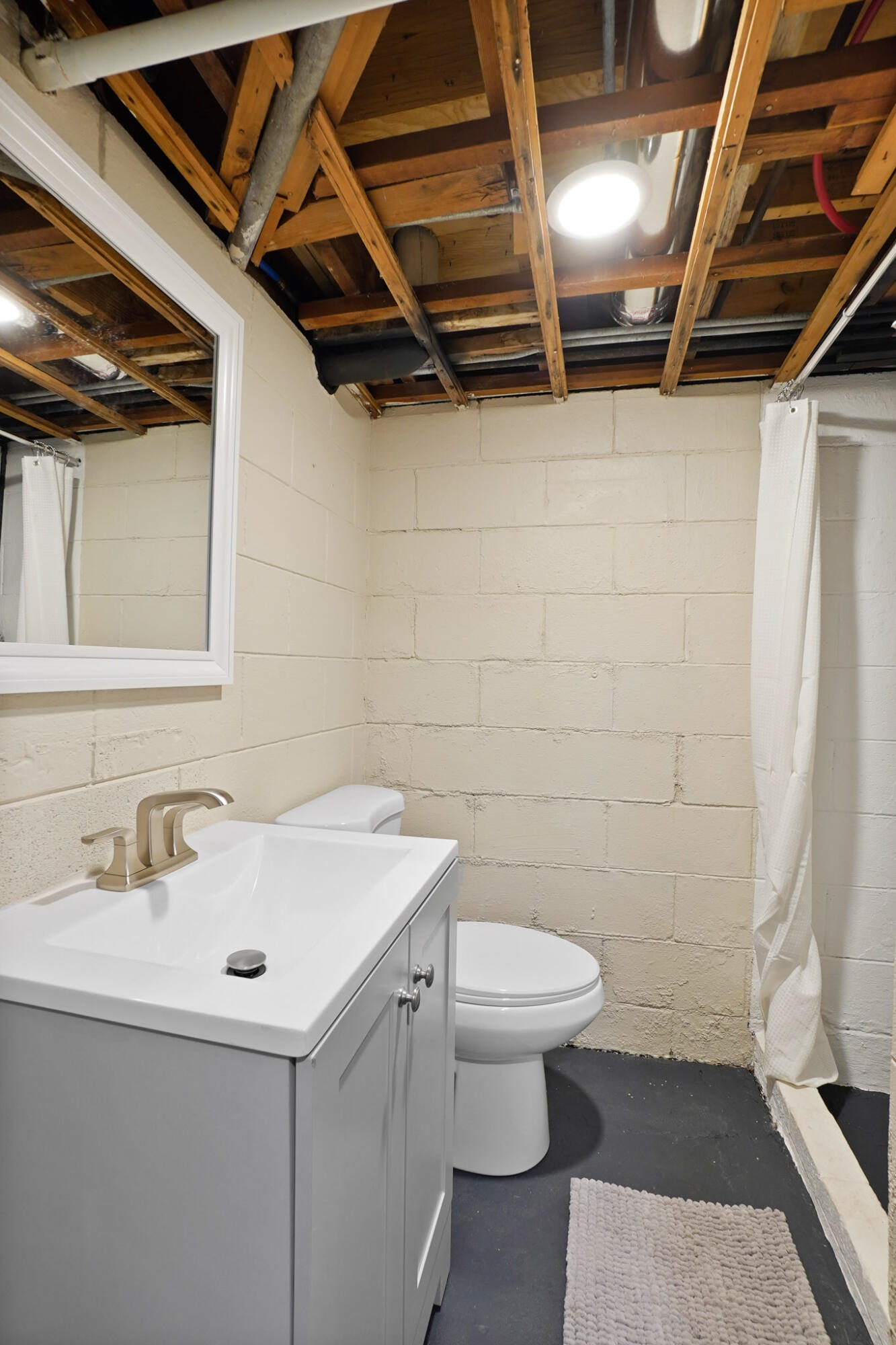 744 South Court Street Crown Point, IN 46307 - Photo 26 of 31 1333x2000