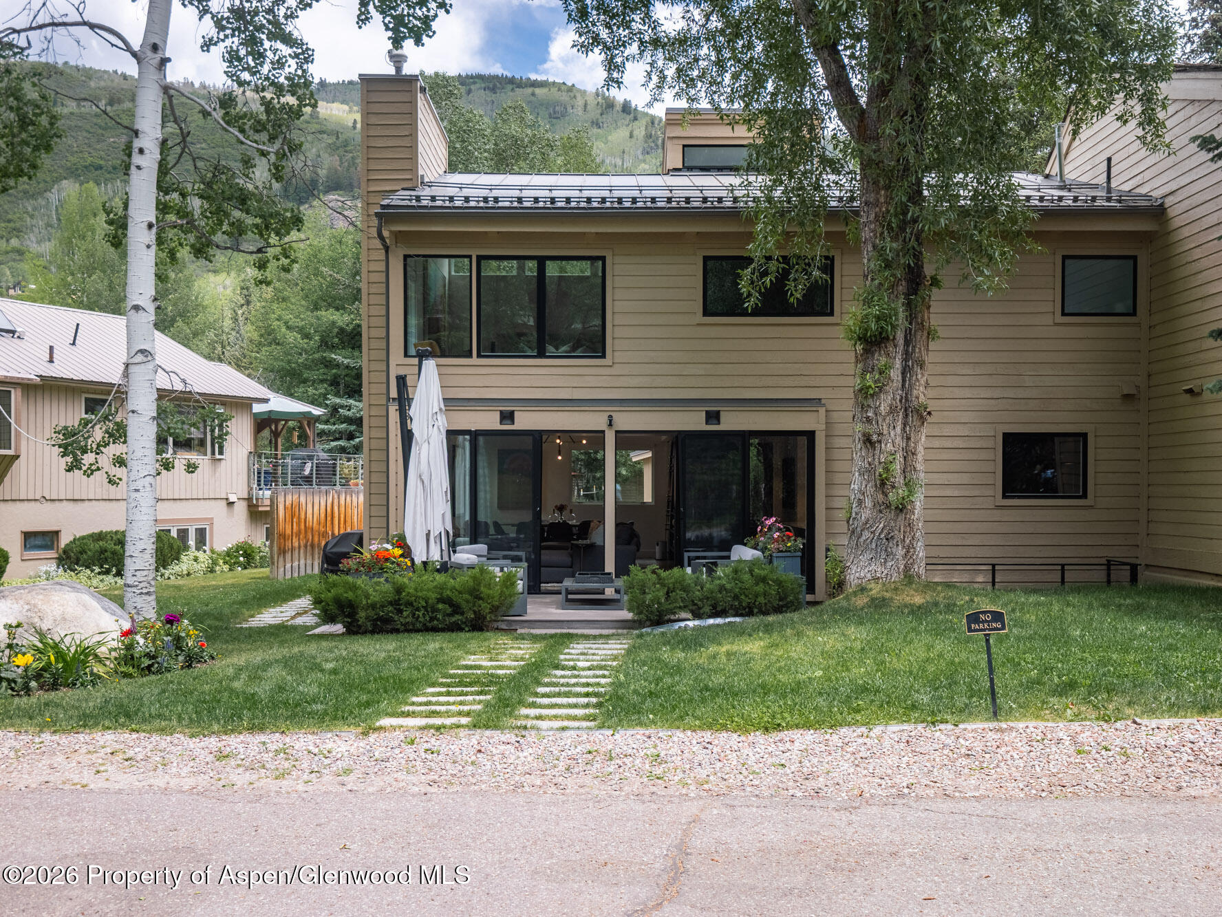 314 North Riverside Avenue, Unit 2 Aspen, CO 81611 - Photo 31 of 32 Exterior