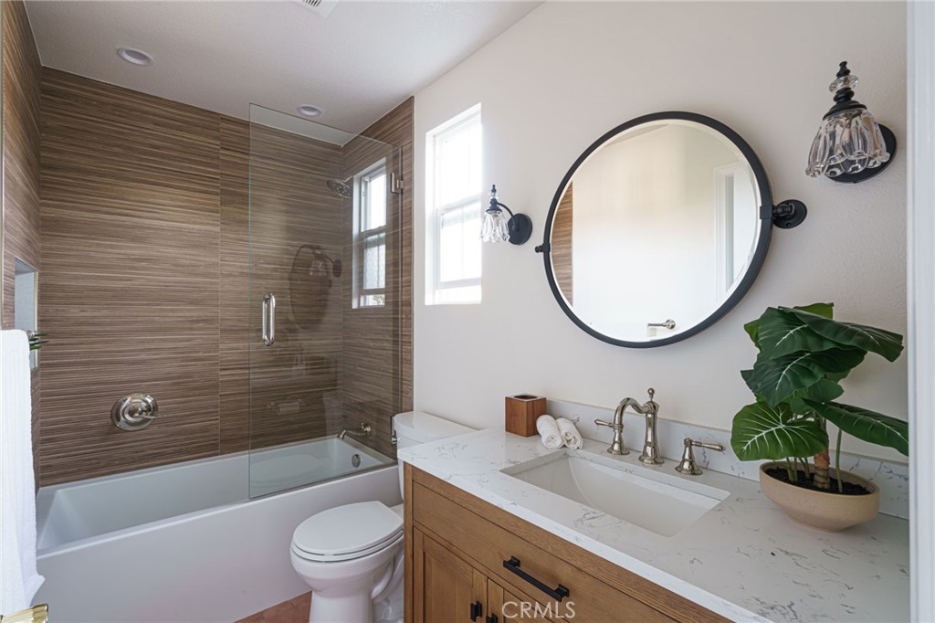 17 Oatfield Farm Ladera Ranch, CA 92694 - Photo 32 of 57 Jack and Jill bedrooms share this stunning beautifull remodeled bathroom.