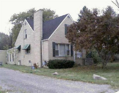 27925 Northline Road Romulus, MI 48174 - Photo 1 of 1 737928.JPG