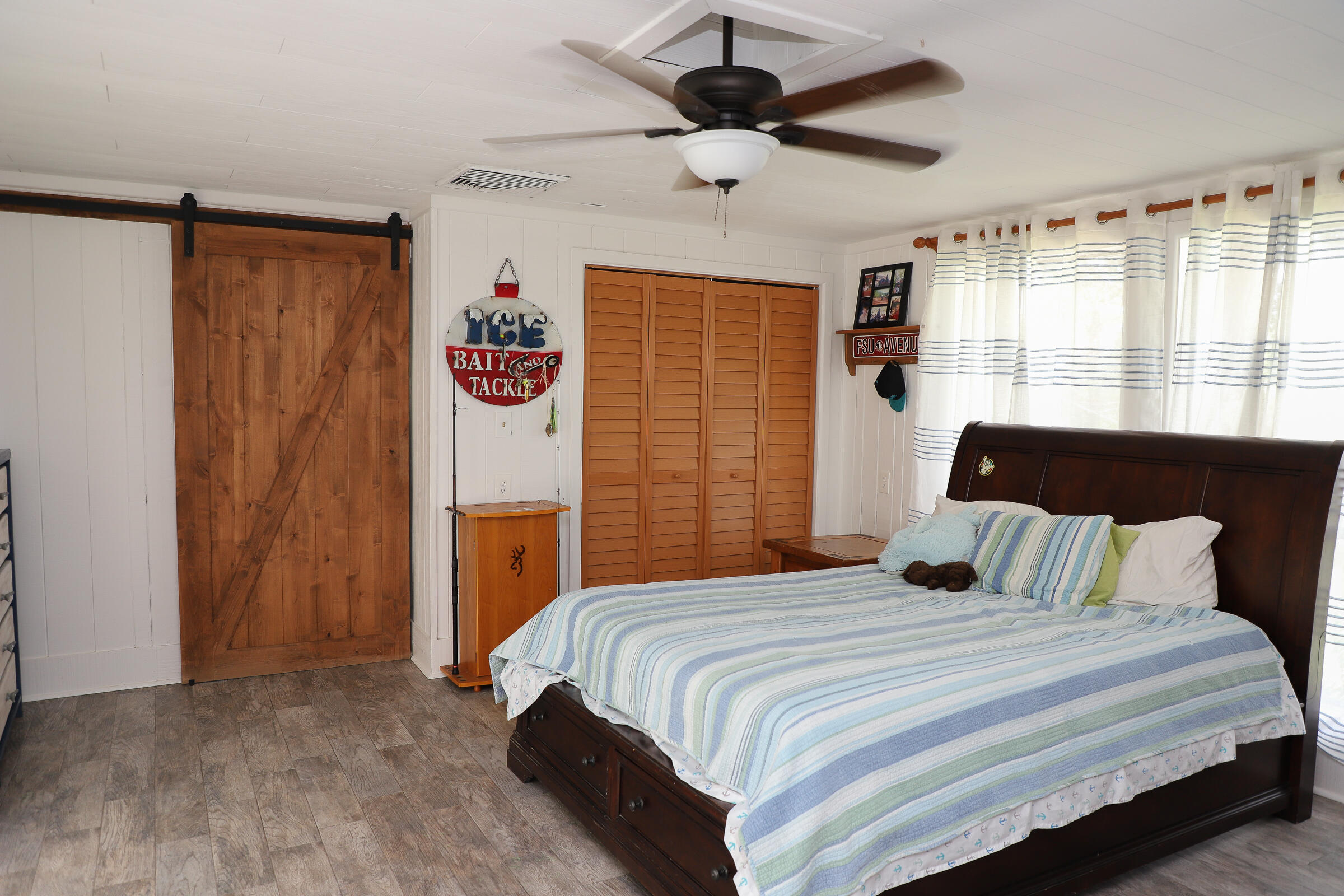 3661 Seminole Road Fort Pierce, FL 34951 - Photo 11 of 19 IMG_5885