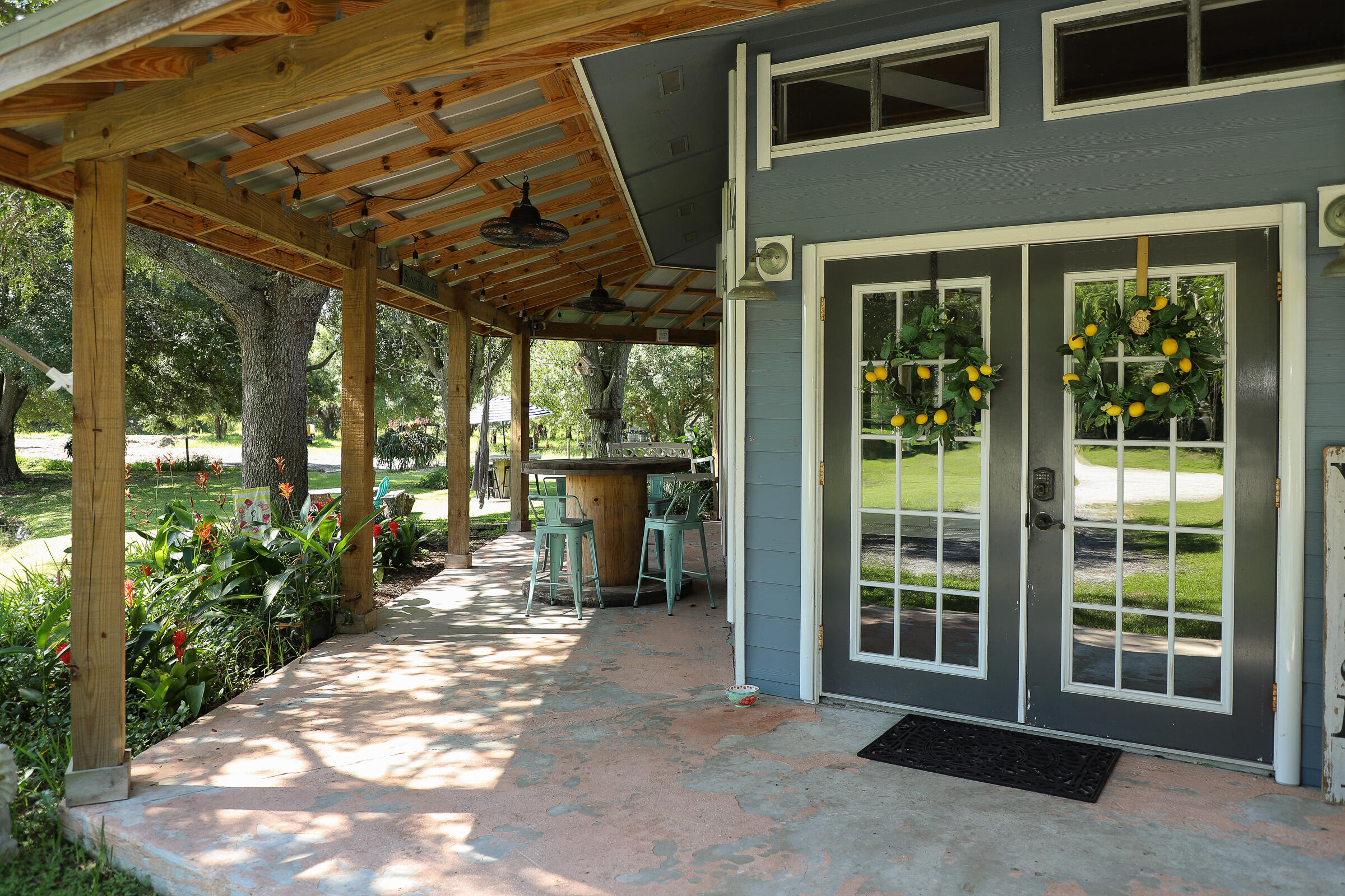 3661 Seminole Road Fort Pierce, FL 34951 - Photo 2 of 19 IMG_5726