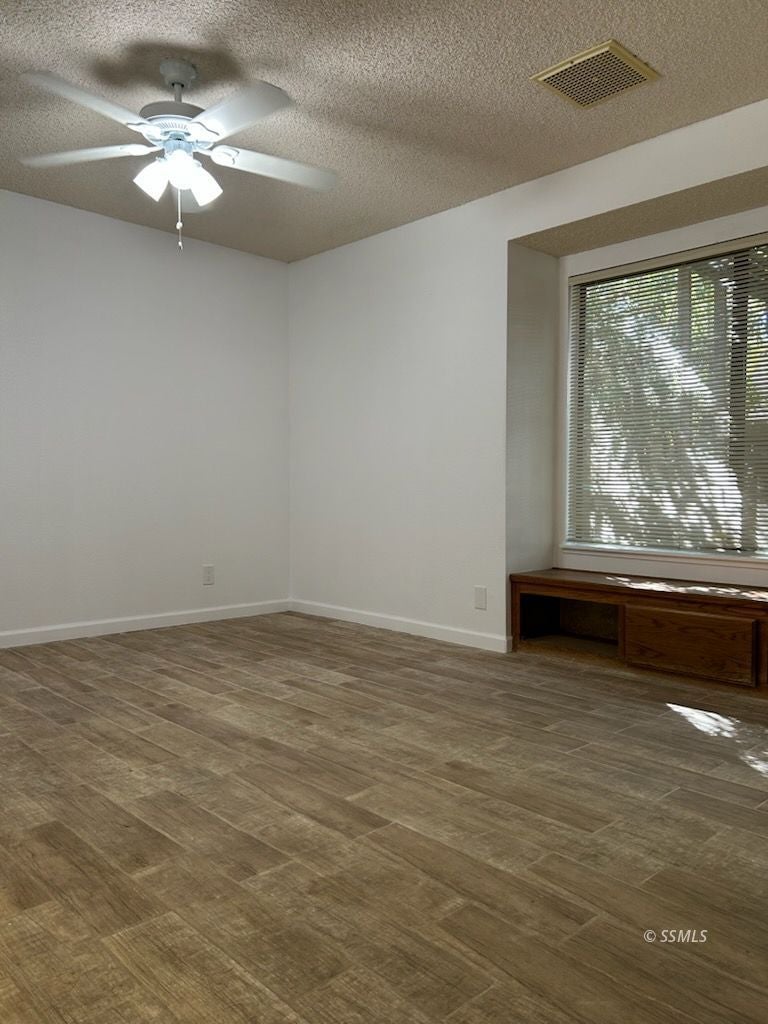 329 Del Mar Lane Ridgecrest, CA 93555 - Photo 14 of 20 Gallery Image 14