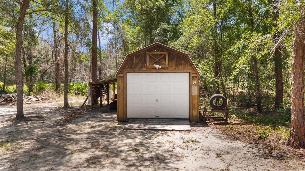106 Arrowhead Point Road Hawthorne, FL 32640 - Photo 6 of 38