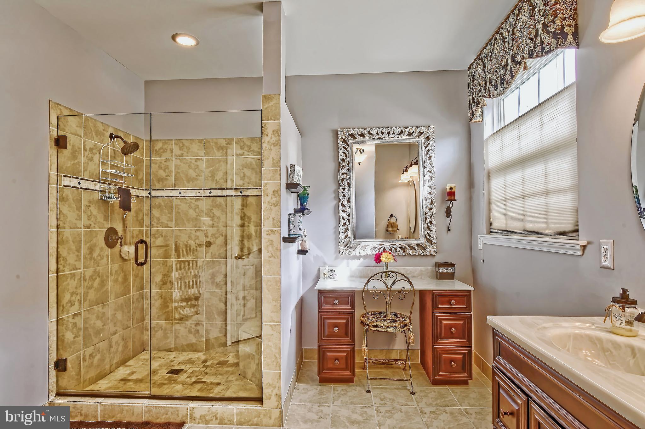 124 Somerfield Road Swedesboro, NJ 08085 - Photo 10 of 37 Maser Bath