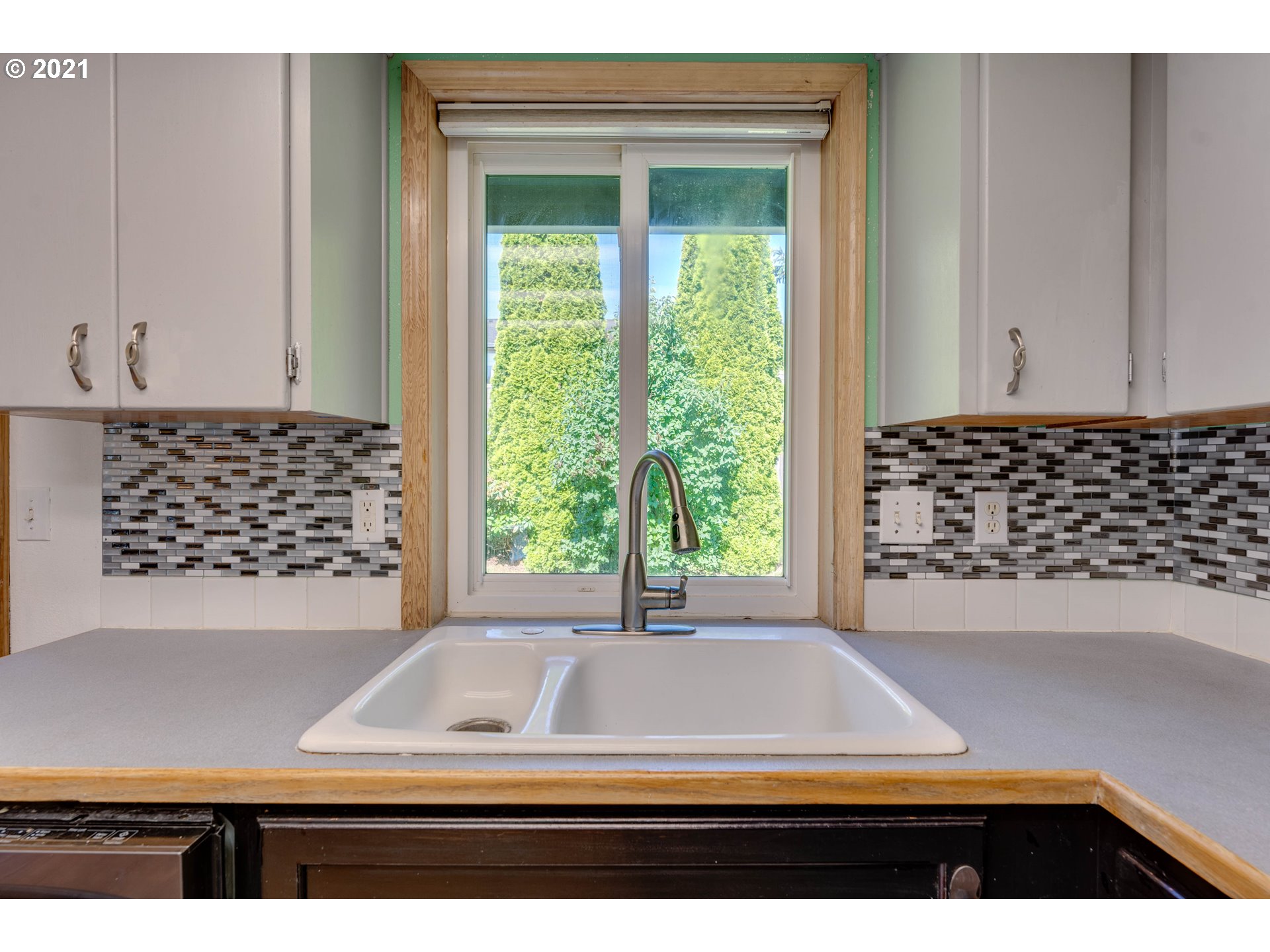 2247 Northwest Cascade Street Camas, WA 98607 - Photo 16 of 32 Gallery Image 16