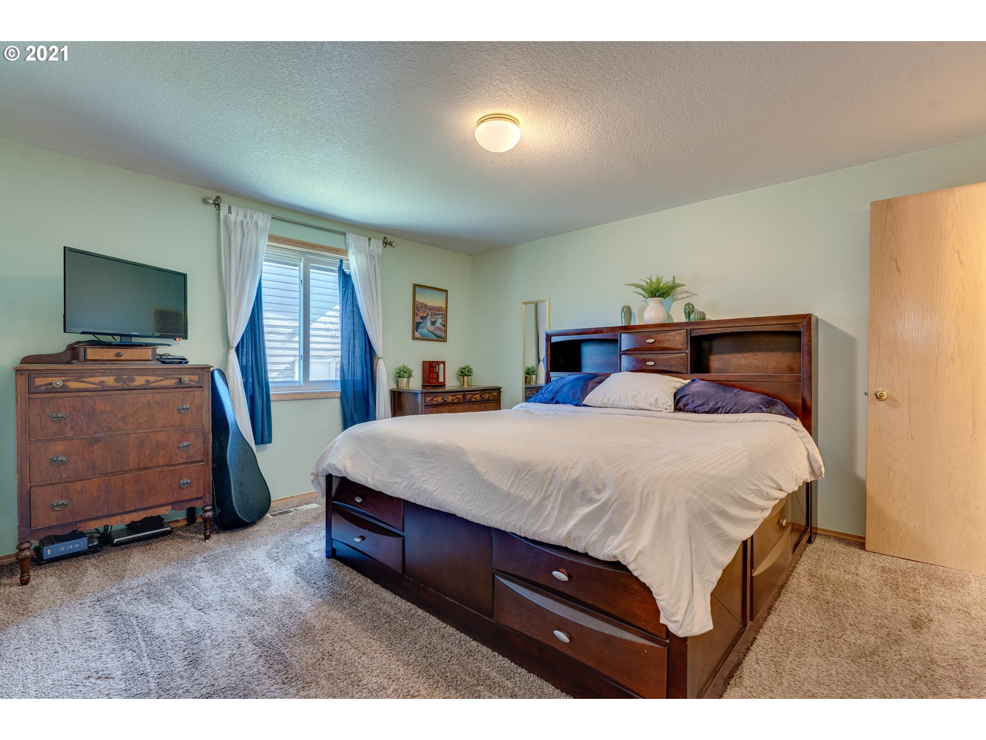 2247 Northwest Cascade Street Camas, WA 98607 - Photo 19 of 32 Gallery Image 19