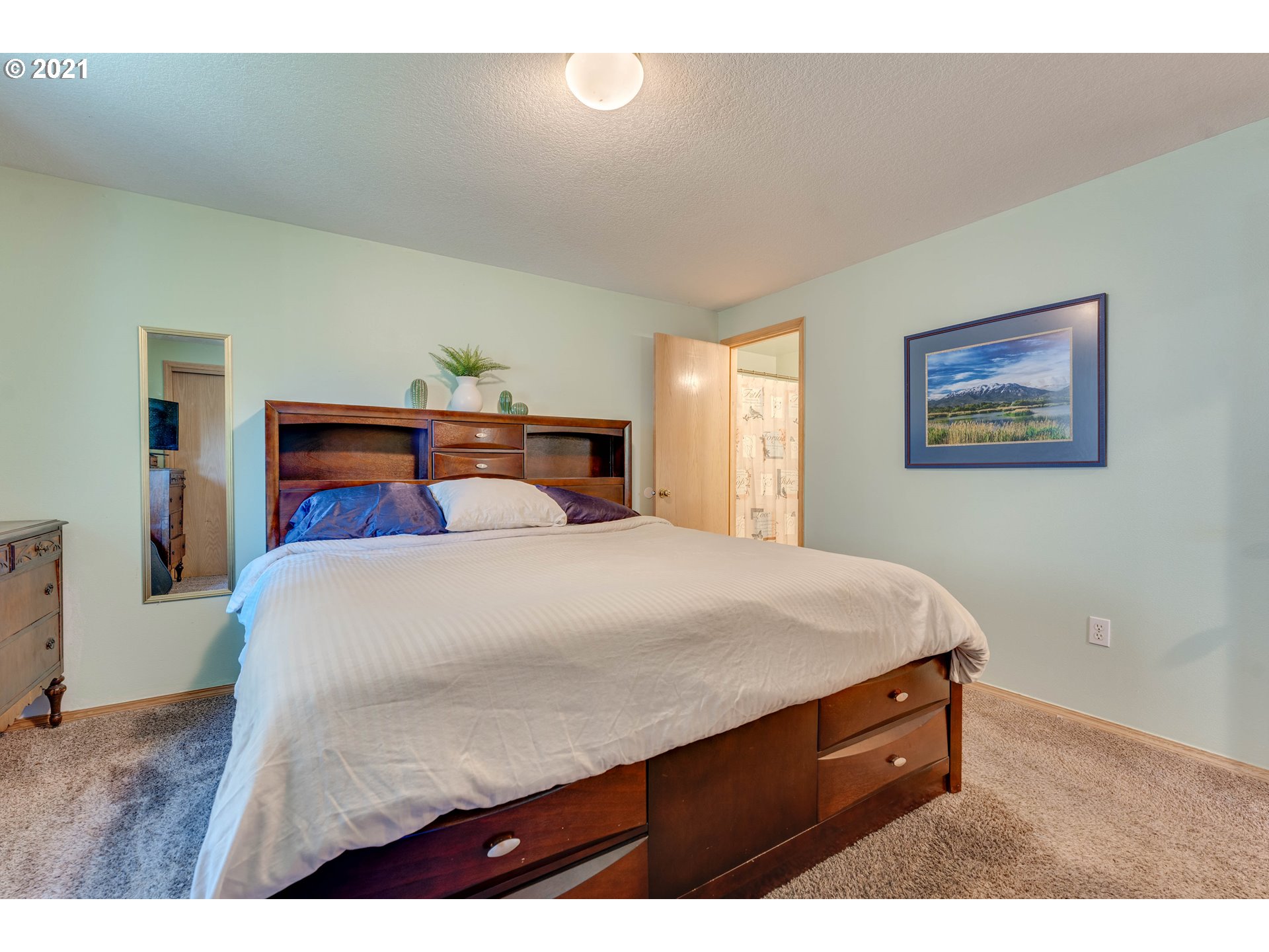 2247 Northwest Cascade Street Camas, WA 98607 - Photo 21 of 32 Gallery Image 21