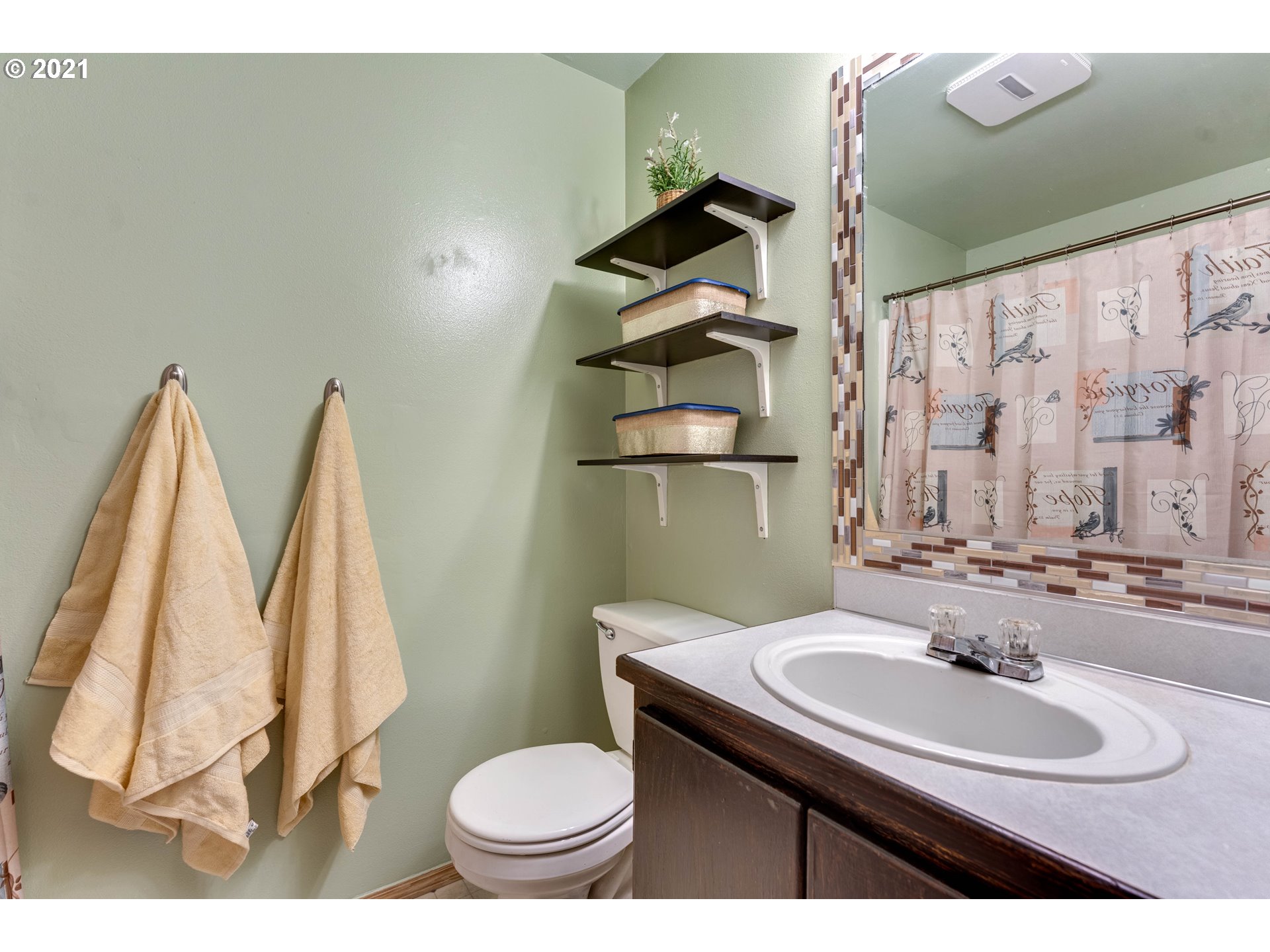 2247 Northwest Cascade Street Camas, WA 98607 - Photo 22 of 32 Gallery Image 22