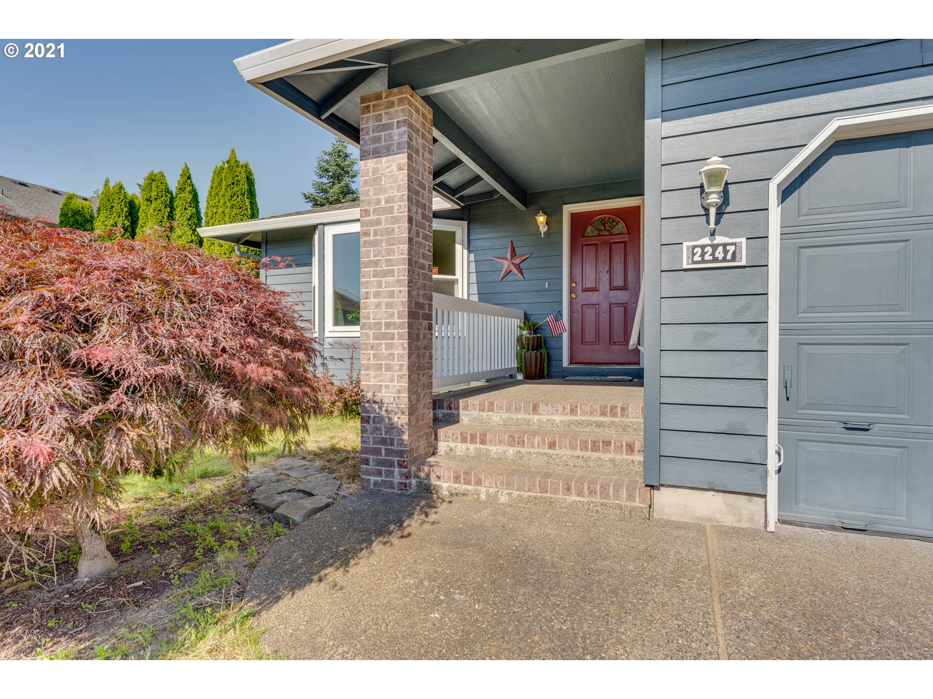 2247 Northwest Cascade Street Camas, WA 98607 - Photo 4 of 32 Gallery Image 4
