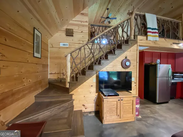 $399,900 | 513 Coleman Heights Lane, Rabun Gap, GA 30568