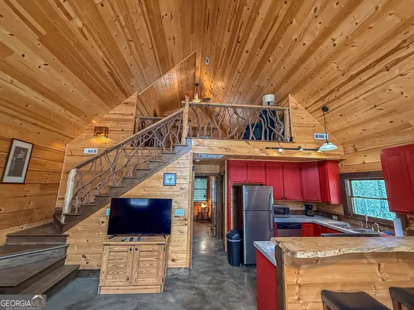 $399,900 | 513 Coleman Heights Lane, Rabun Gap, GA 30568