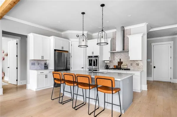 $889,900 | 8215 Highway 81, Bethlehem, GA 30620
