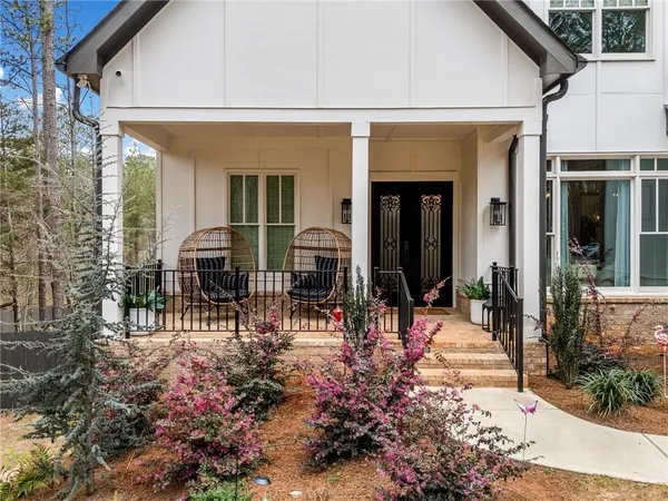$889,900 | 8215 Highway 81, Bethlehem, GA 30620