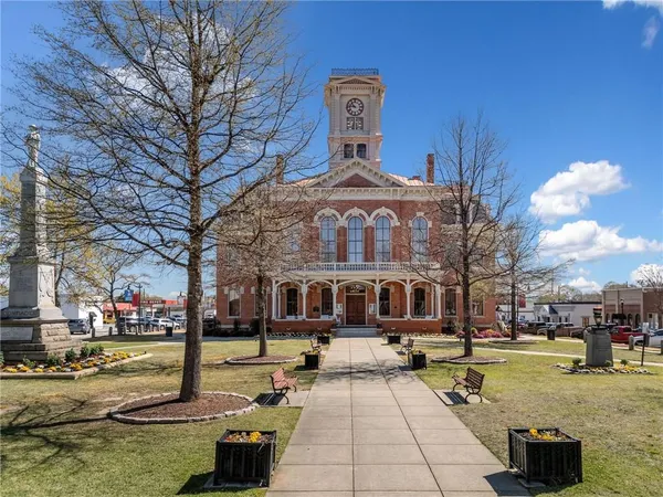 $889,900 | 8215 Highway 81, Bethlehem, GA 30620