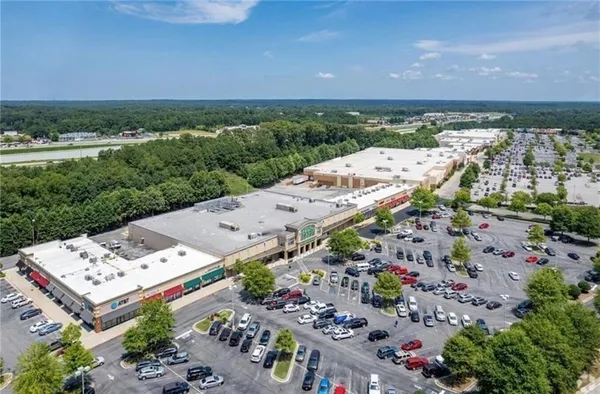 $889,900 | 8215 Highway 81, Bethlehem, GA 30620