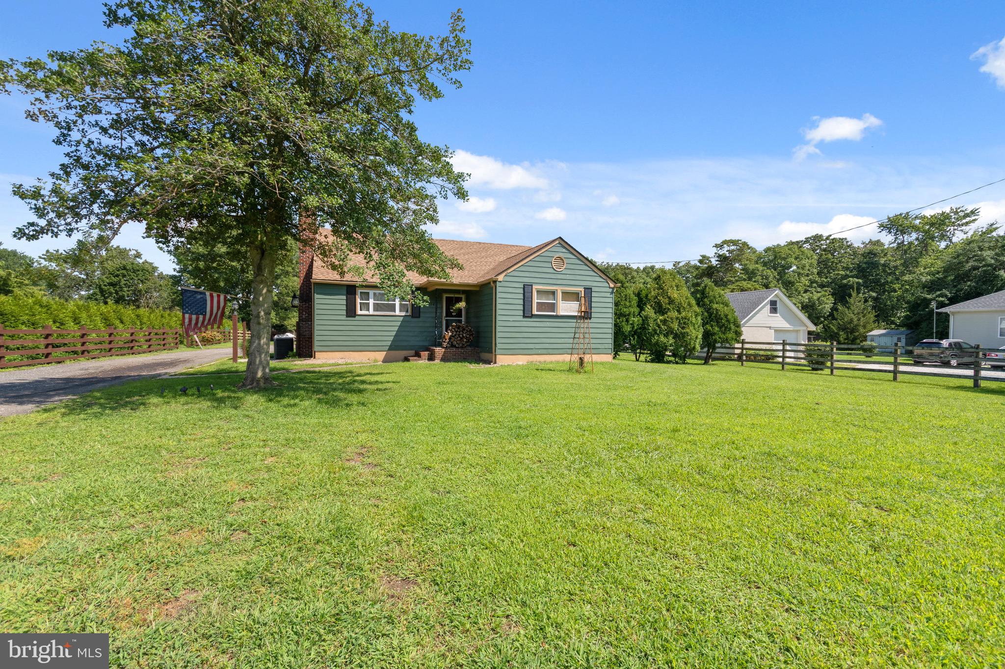 634 Jackson Road Atco, NJ 08004 - Photo 2 of 28
