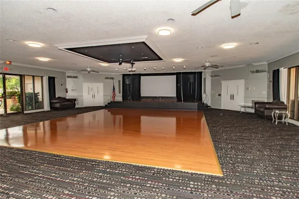 $2,500 | 5003 Northwest 35th Street, Unit 503, Lauderdale Lakes, FL 33319