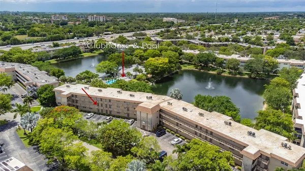 $2,500 | 5003 Northwest 35th Street, Unit 503, Lauderdale Lakes, FL 33319