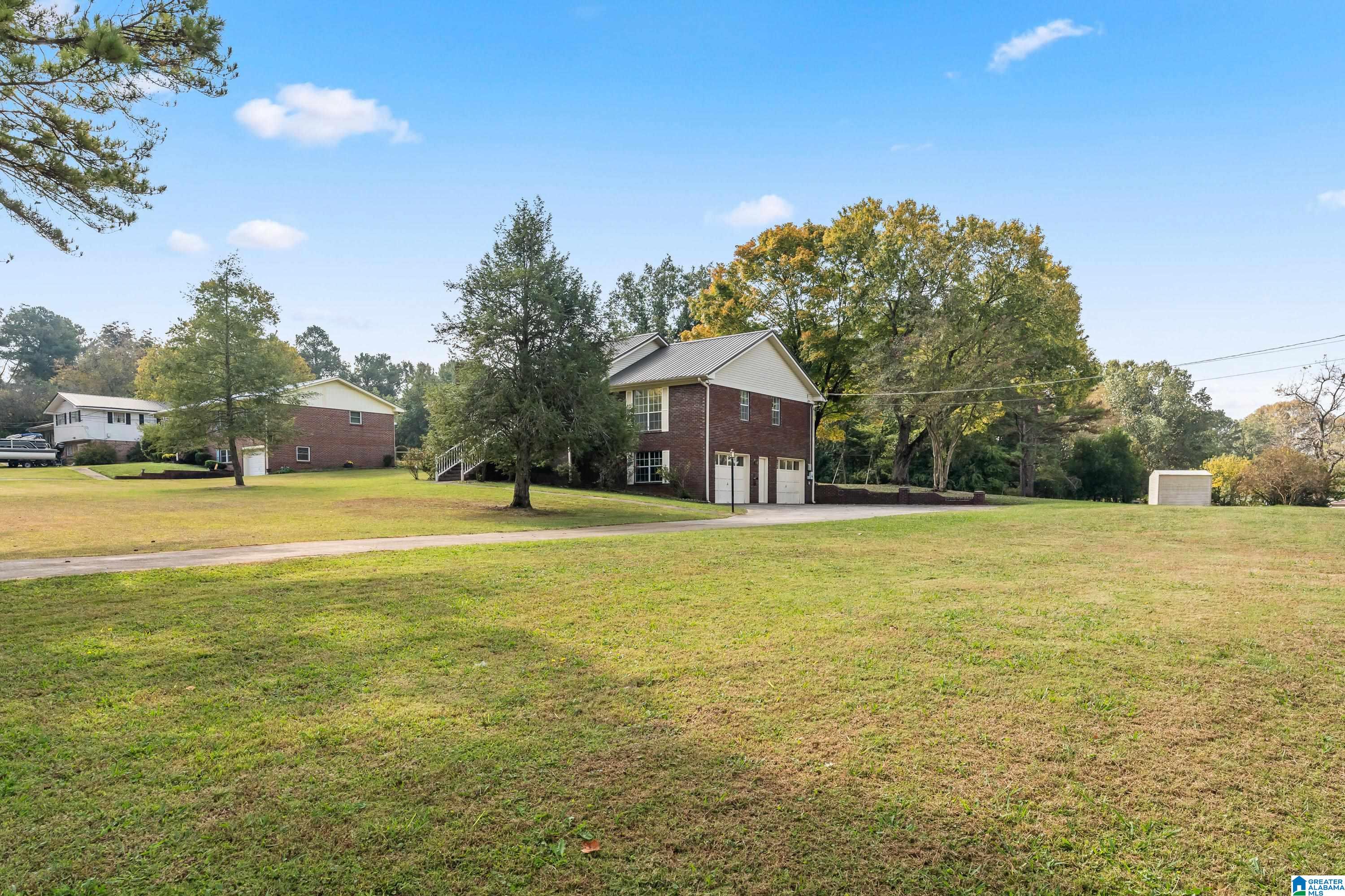 1012 Overhill Road Southeast Bessemer, AL 35022 - Photo 4 of 35