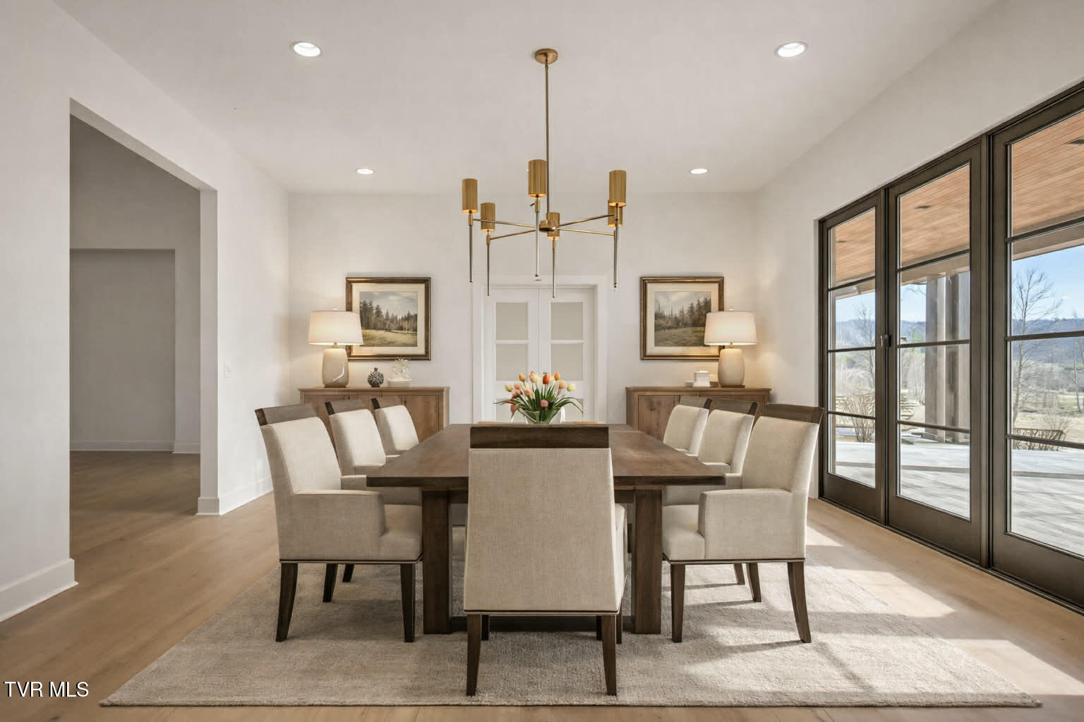 18213 Old Jonesboro Road Bristol, VA 24202 - Photo 19 of 75 Old Jboro Interior Staging GUnit-2