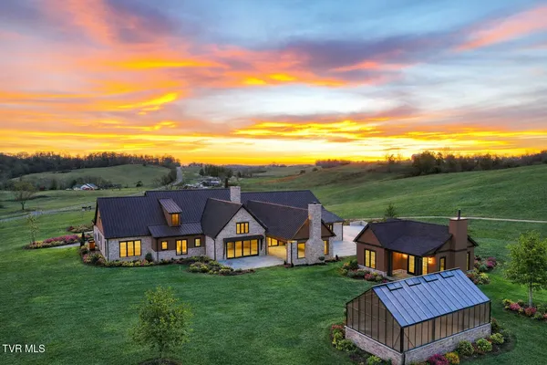 $5,555,555 | 18213 Old Jonesboro Road, Bristol, VA 24202