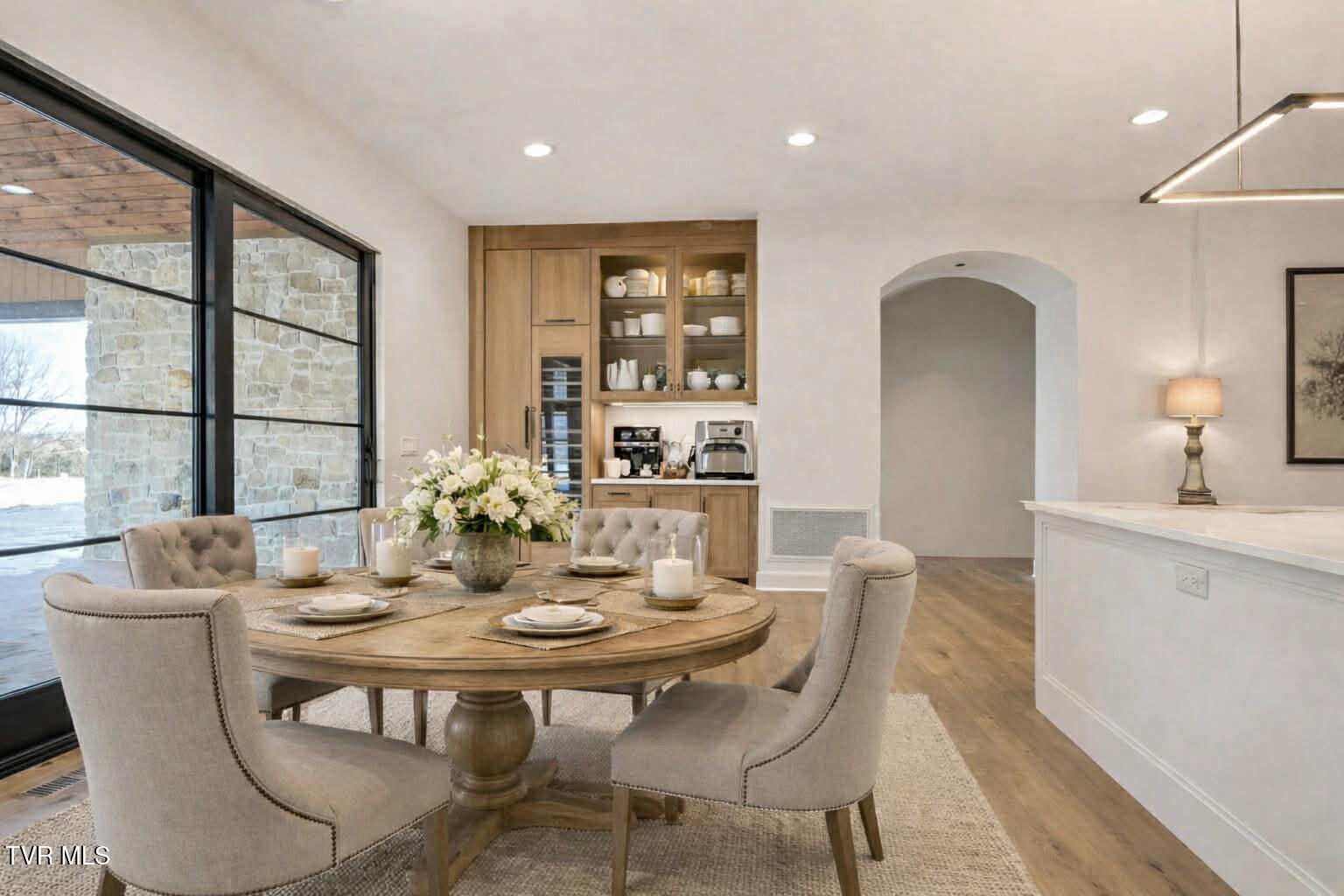 18213 Old Jonesboro Road Bristol, VA 24202 - Photo 27 of 75 Old Jboro Interior Staging GUnit-13