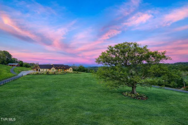 $5,555,555 | 18213 Old Jonesboro Road, Bristol, VA 24202